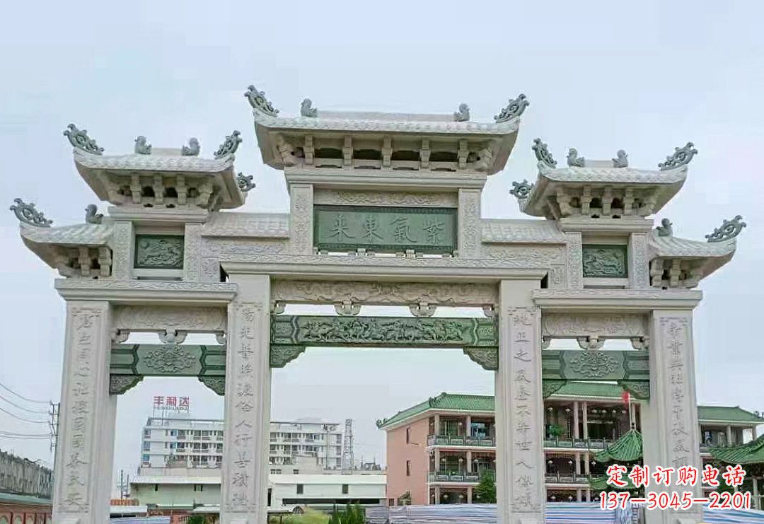 贵阳牌坊的石雕牌楼