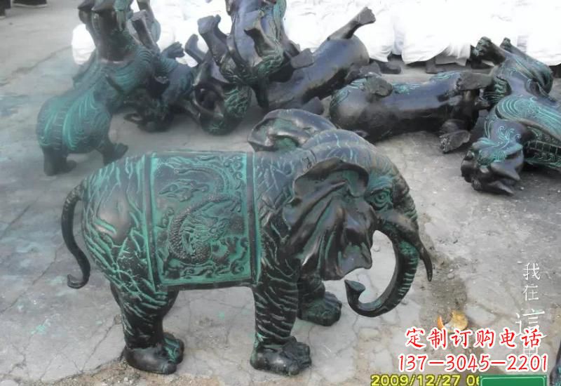 贵阳精美青铜大象雕塑，极致线条优雅