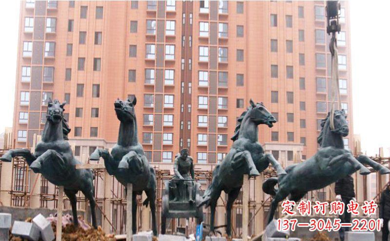 贵阳精美青铜马拉车广场雕塑