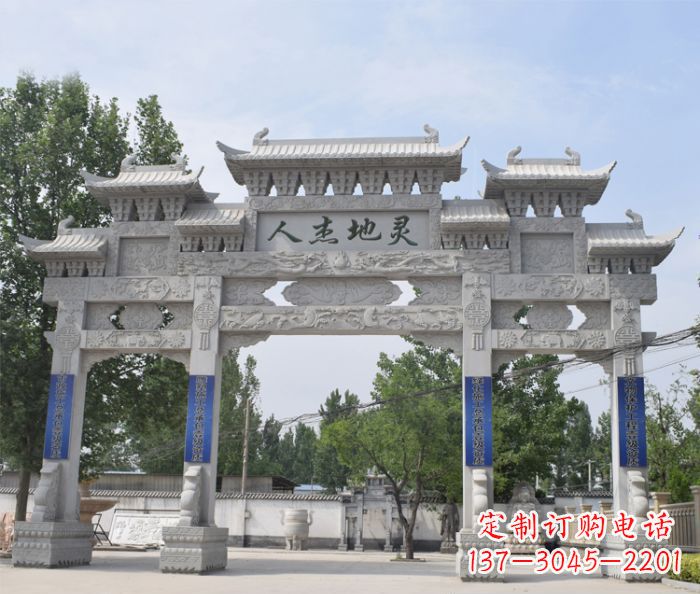 贵阳以大理石铸就美妙牌坊雕塑