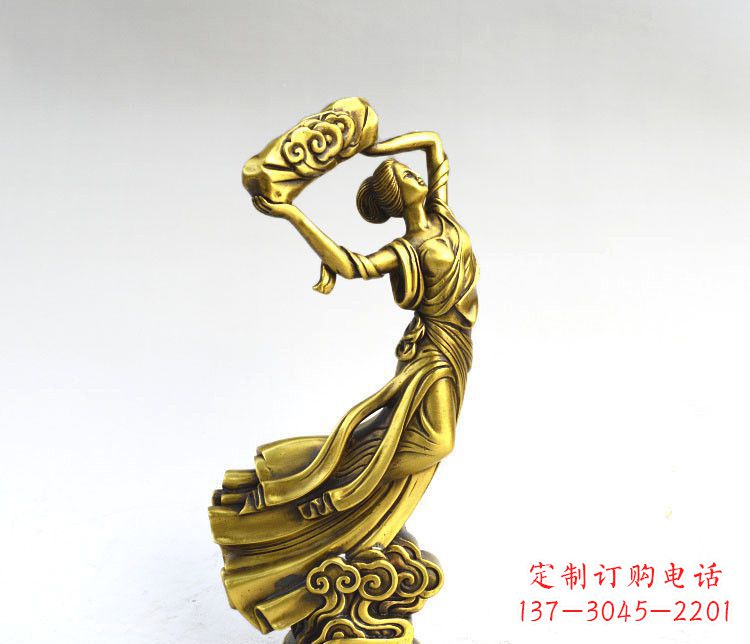 贵阳神话故事女娲补天人物铜雕