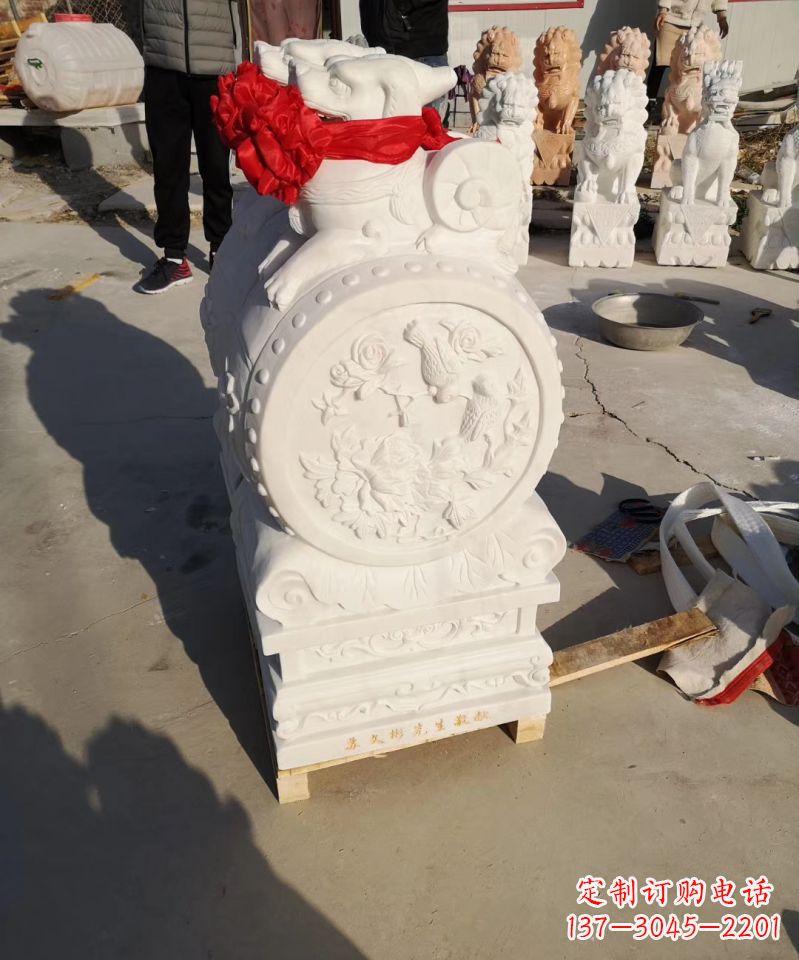 贵阳中领雕塑出品：石雕招财大象雕塑