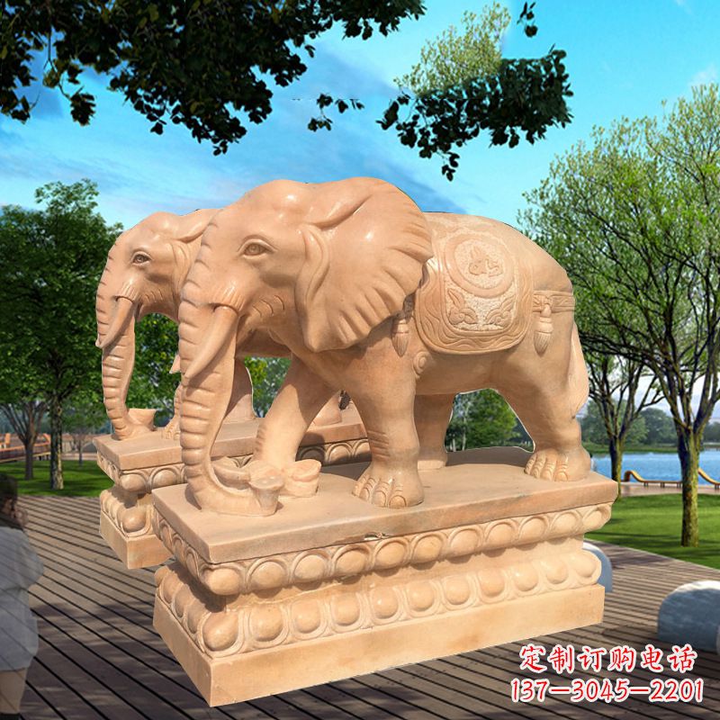 贵阳多色大象塑像,艺术雕刻体现彩色生活