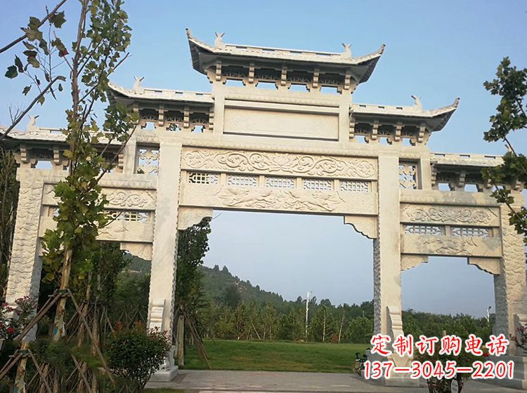 贵阳石雕的牌坊