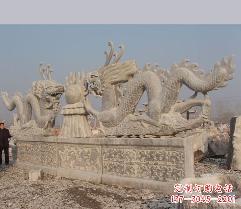 贵阳双龙戏珠石雕