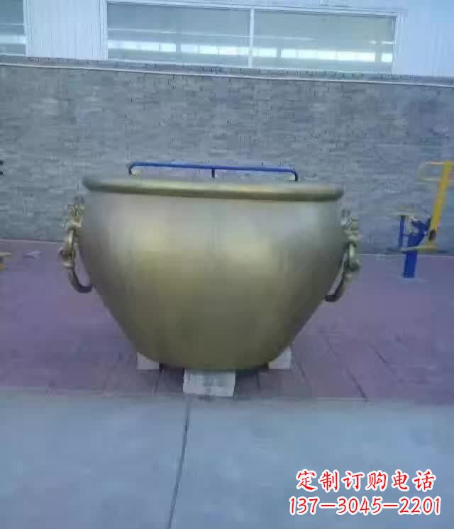 贵阳水缸铜雕塑