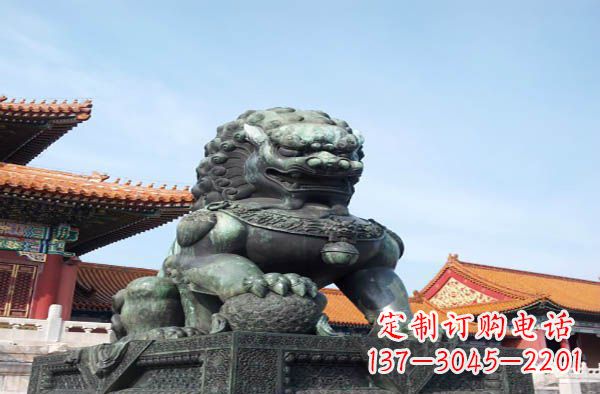 贵阳寺庙门口狮子铜雕
