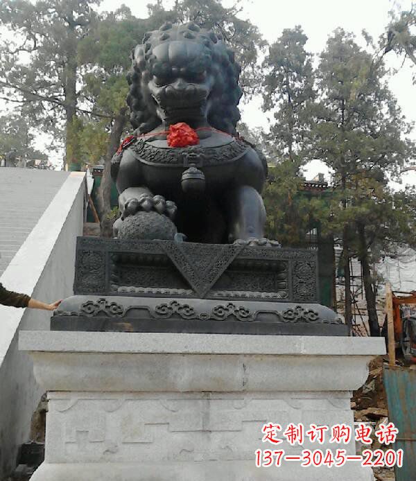 贵阳寺庙狮子铜狮子雕塑