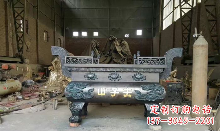 贵阳寺庙香炉铜雕_2