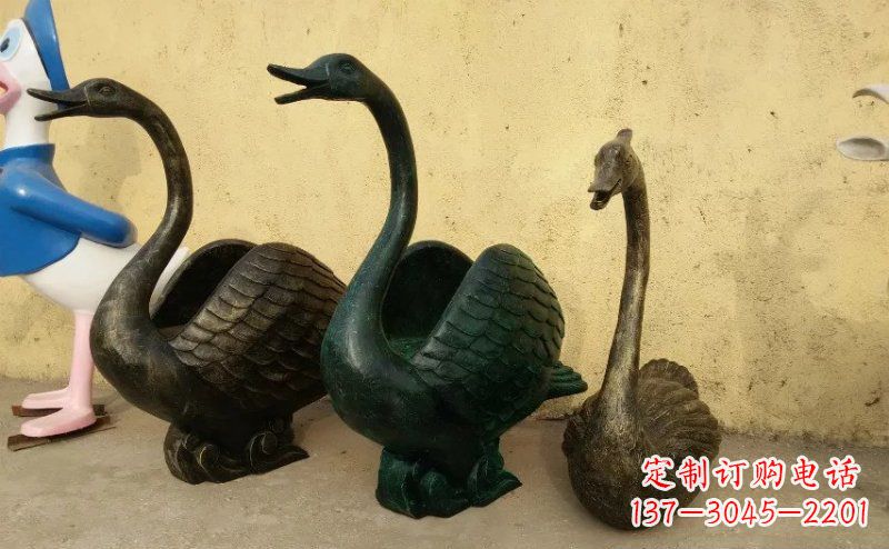 贵阳天鹅动物铜雕 (3)