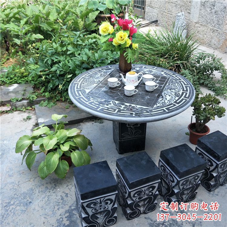 贵阳庭院天然石桌凳