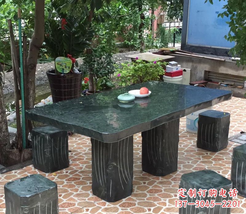 贵阳庭院长方形石桌凳雕塑