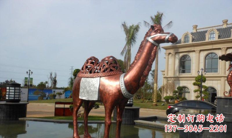 贵阳铜雕抽象骆驼