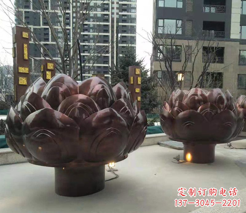 贵阳铜雕小区景观荷花