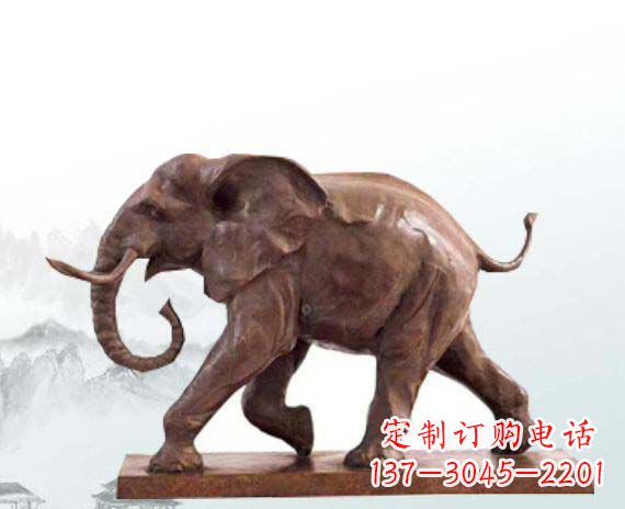 贵阳晚霞红大象公园动物石雕