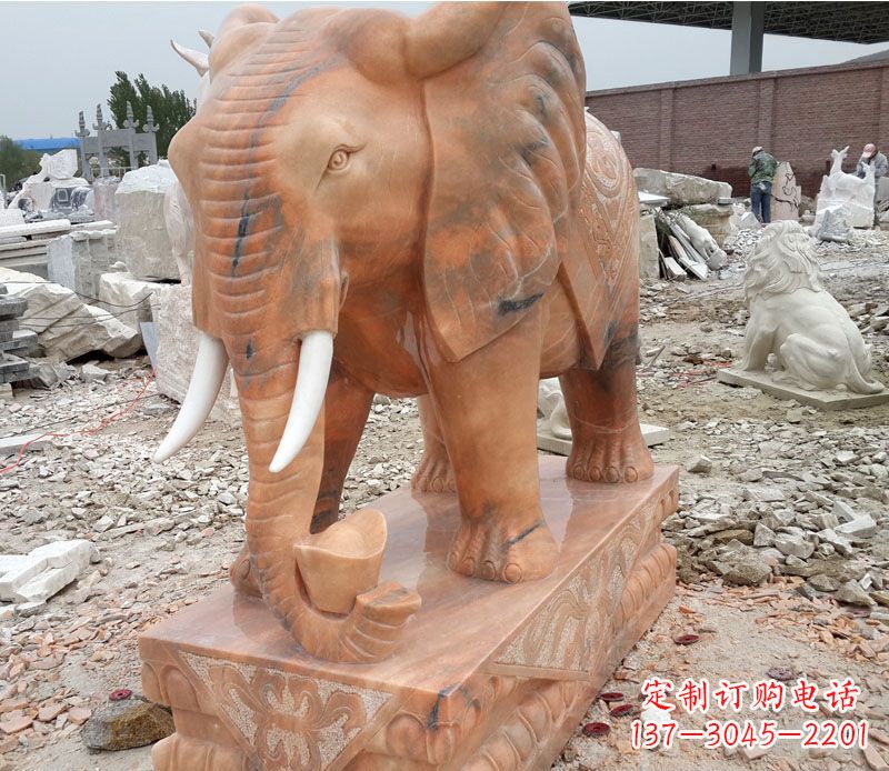 贵阳晚霞红大象招财石雕