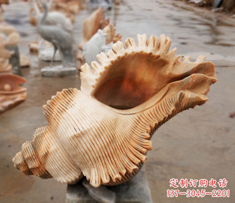 贵阳晚霞红海螺石雕广场景观雕塑