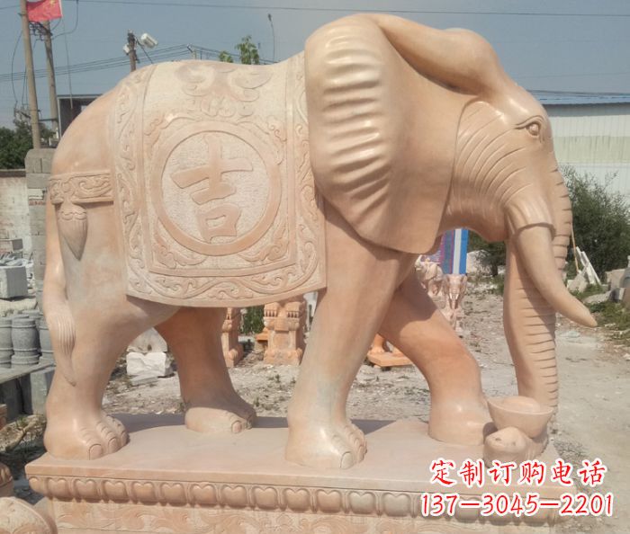 贵阳晚霞红吉祥如意门口大象石雕 (2)