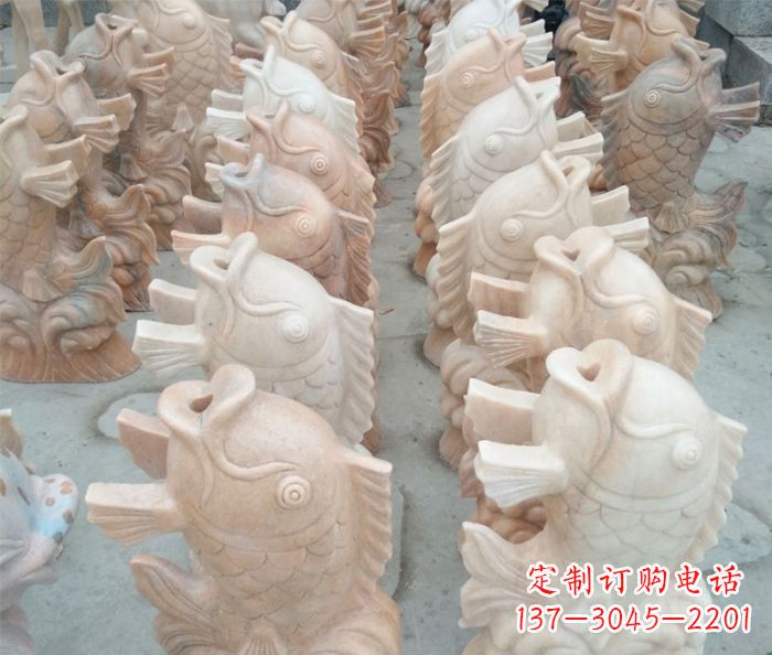 贵阳晚霞红喷水鲤鱼公园石雕 (2)