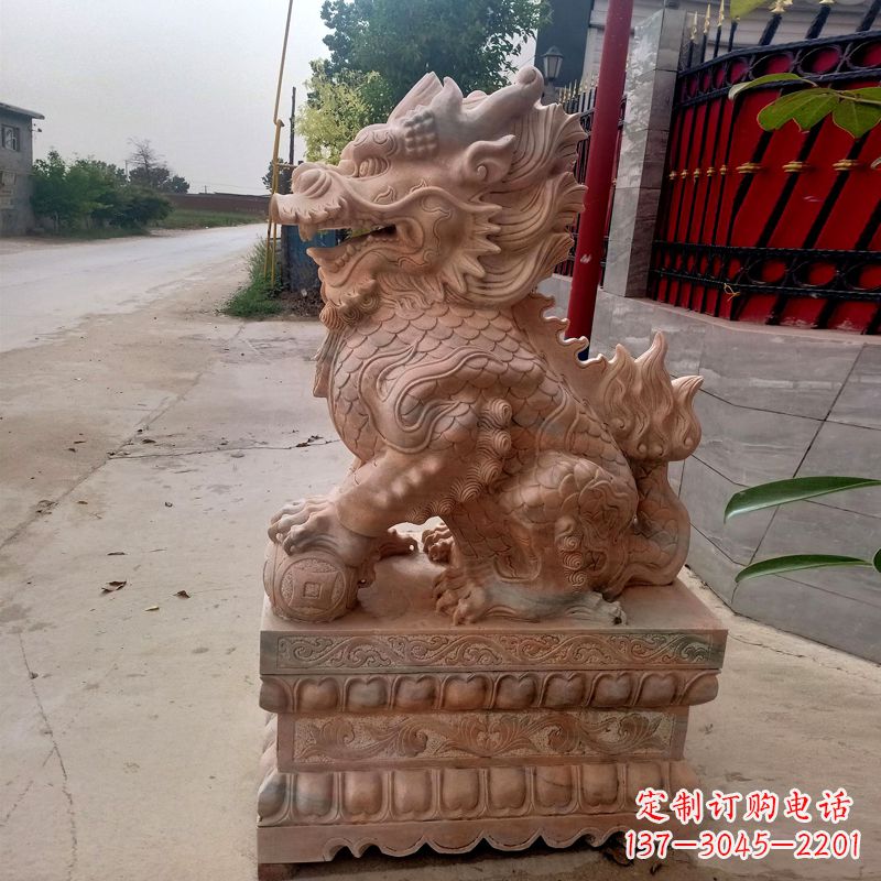 贵阳晚霞红麒麟石雕