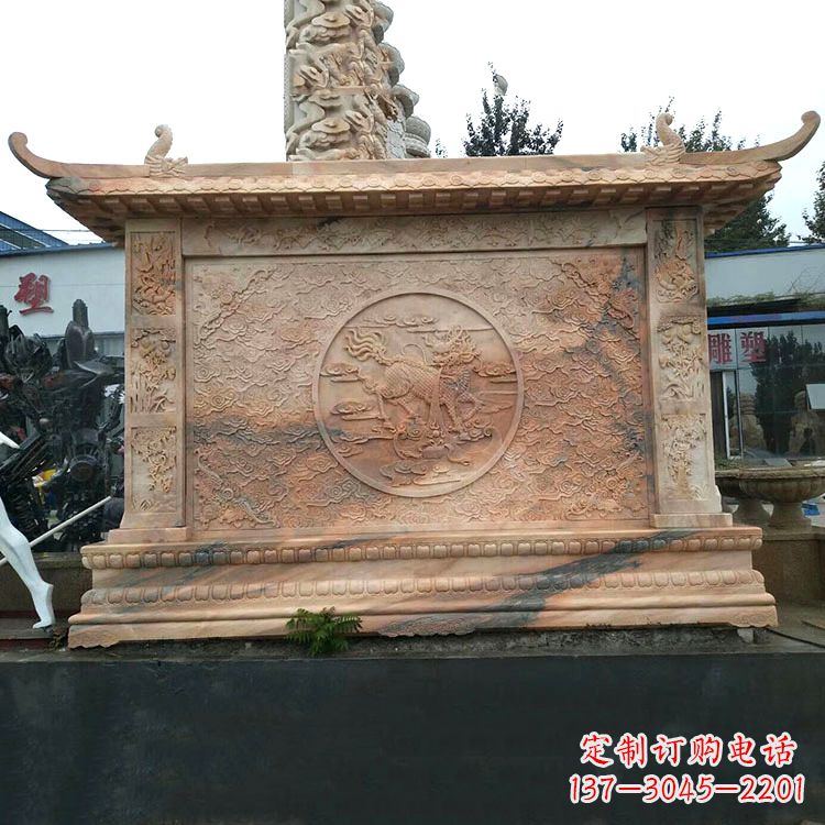 贵阳晚霞红麒麟影壁墙石雕