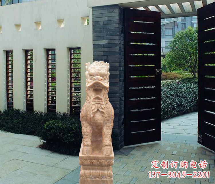 贵阳晚霞红瑞兽麒麟雕塑