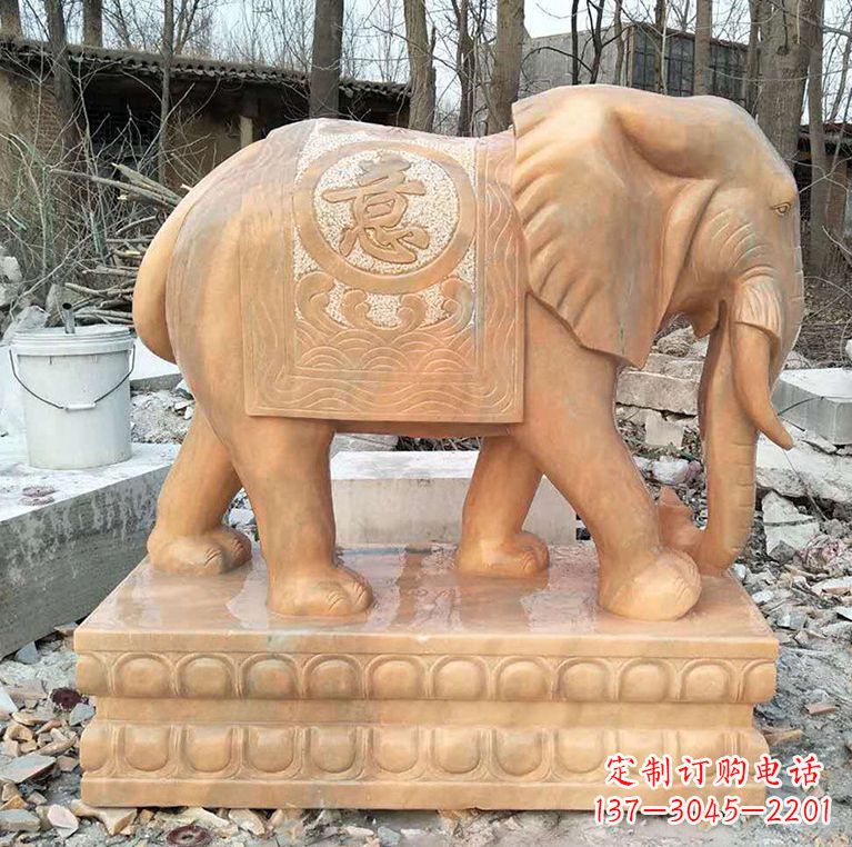 贵阳晚霞红石材大象雕塑