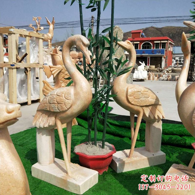 贵阳晚霞红仙鹤石雕