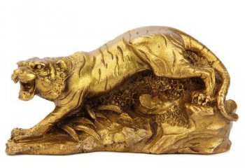 贵阳中领雕塑生肖铜虎鎏金摆件，是一款以生肖虎…