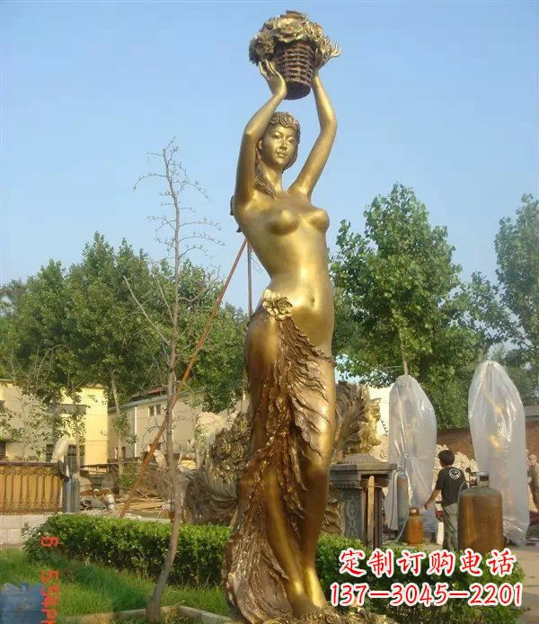 贵阳西方美女公园人物铜雕 (2)