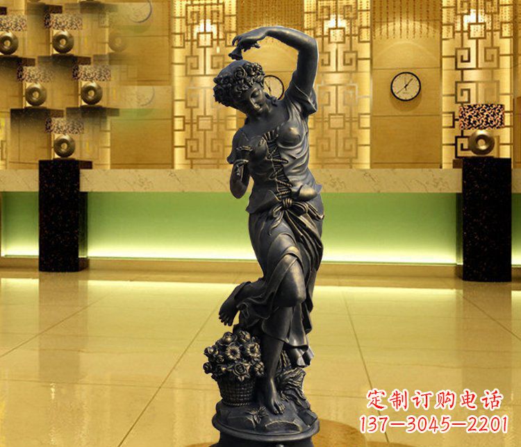 贵阳西方女人别墅景观铜雕