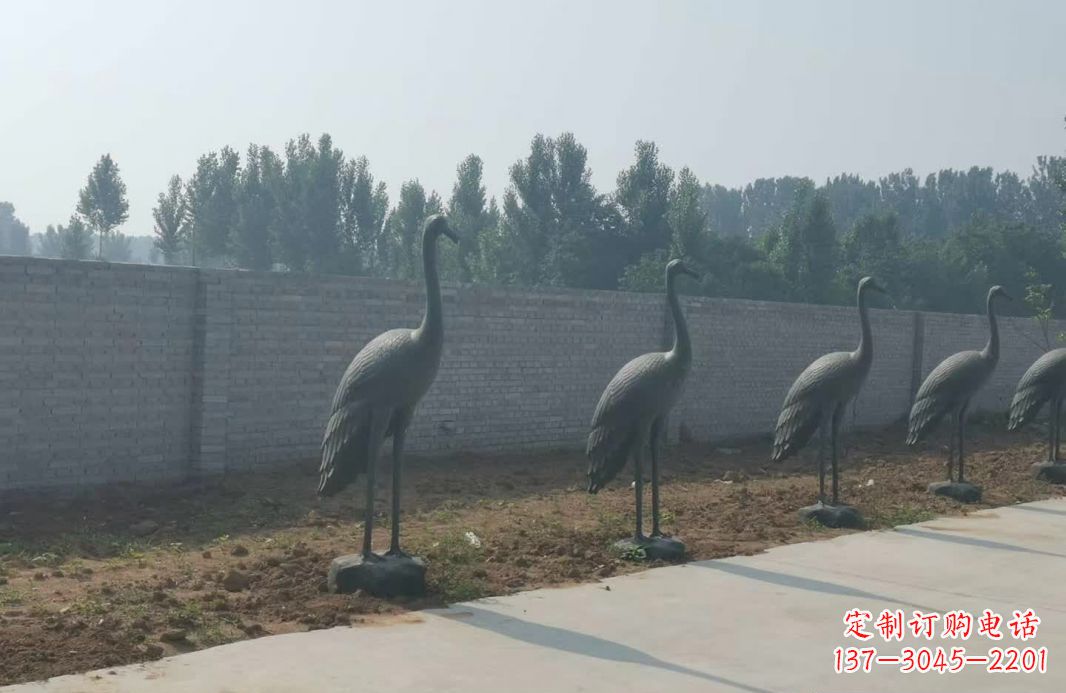 贵阳仙鹤抽象铜雕