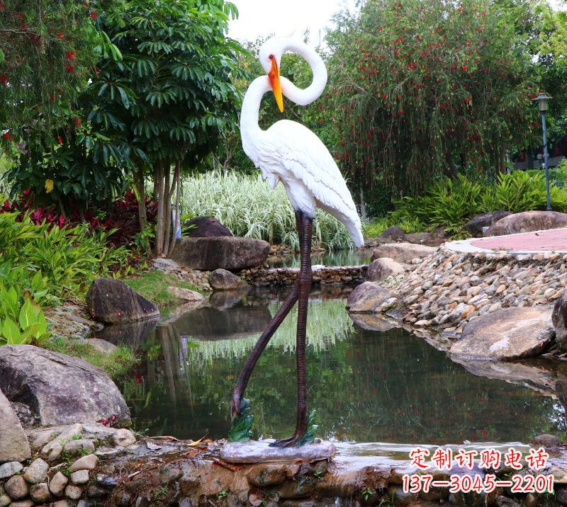 贵阳仙鹤雕塑摆件