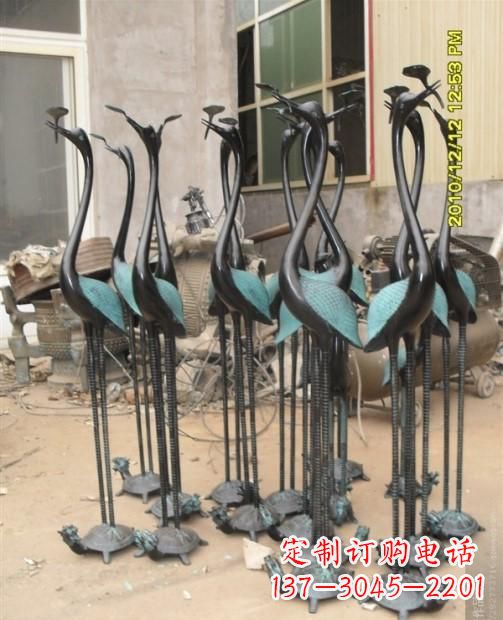 贵阳仙鹤动物铜雕