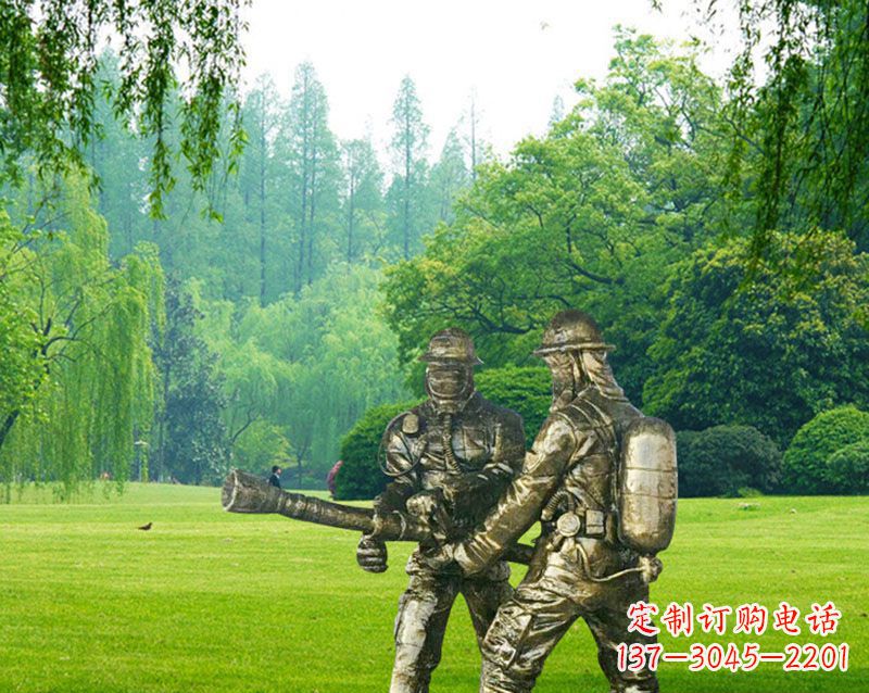 贵阳消防员灭火铜雕