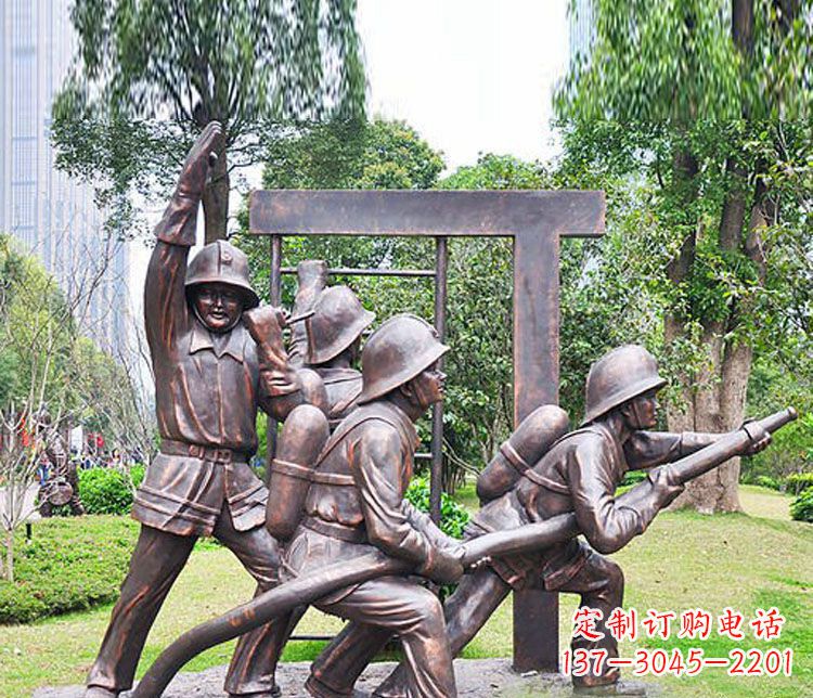 贵阳消防员人物铜雕 (2)