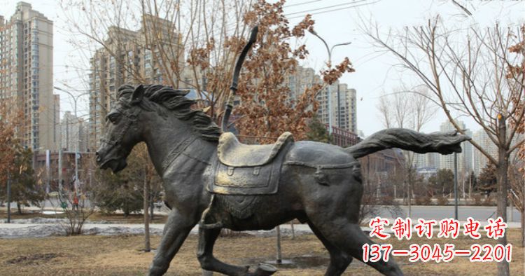 贵阳小区动物奔跑的马铜雕