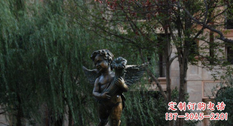 贵阳小区欧式小男孩人物铜雕