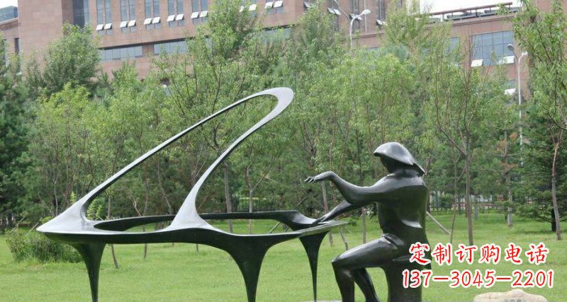 贵阳校园弹钢琴景观铜雕