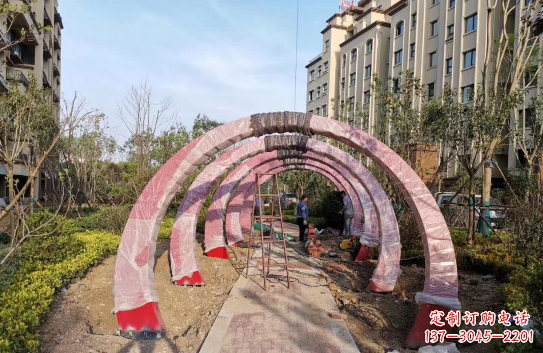 贵阳园林不锈钢拱门景观雕塑