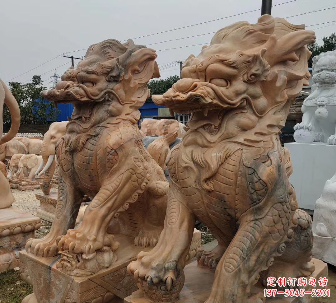 贵阳园林晚霞红古代招财神兽麒麟石雕