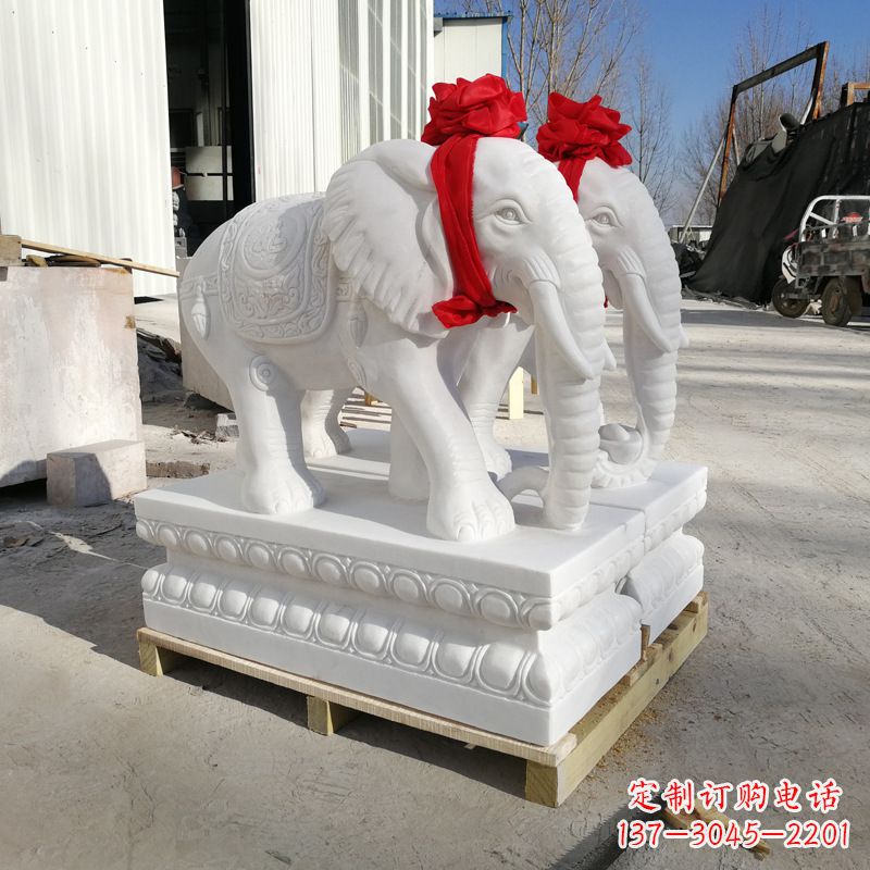 贵阳招财大象石雕摆门口