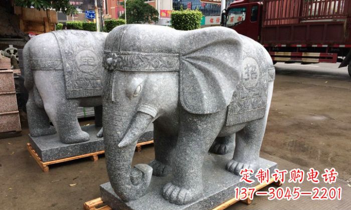 贵阳招财进宝芝麻灰大象石雕 (3)