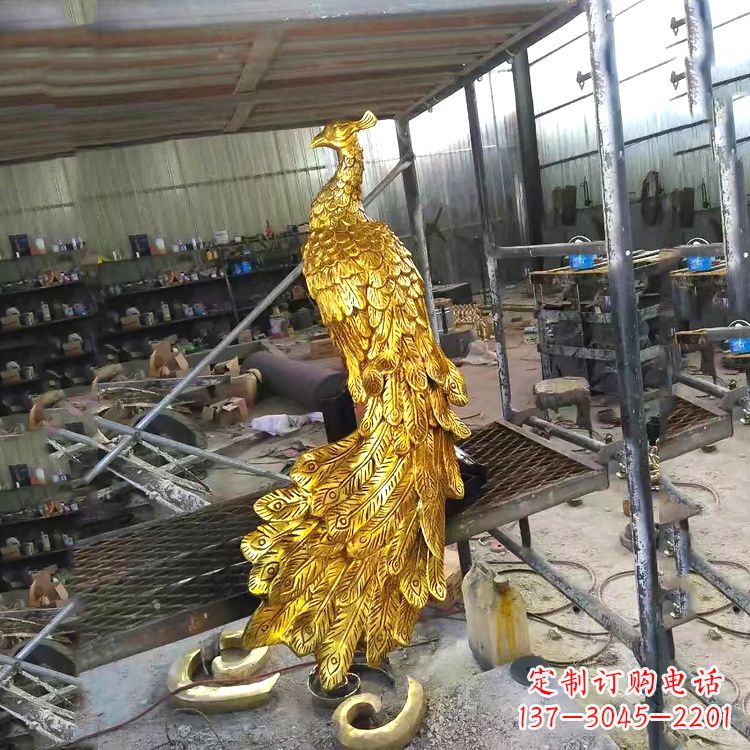 贵阳中国古代传说中的瑞鸟凤凰鎏金铜雕
