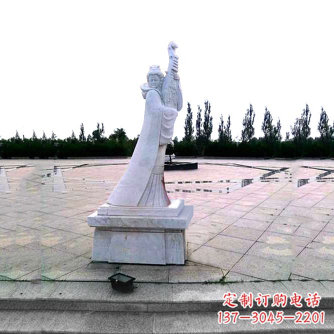 贵阳中国古代四大美女之王昭君广场石雕塑