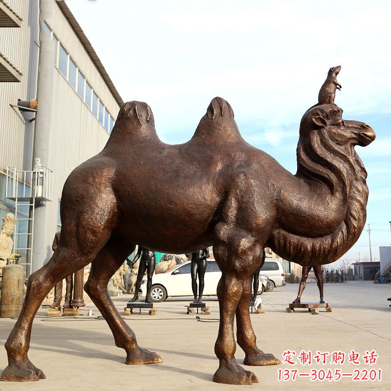 贵阳铸铜骆驼雕塑