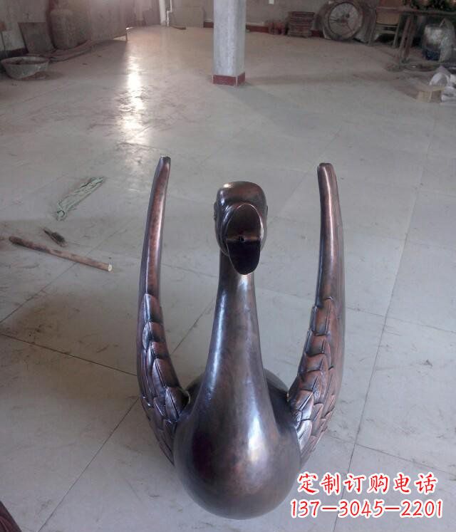 贵阳铸铜天鹅公园动物铜雕